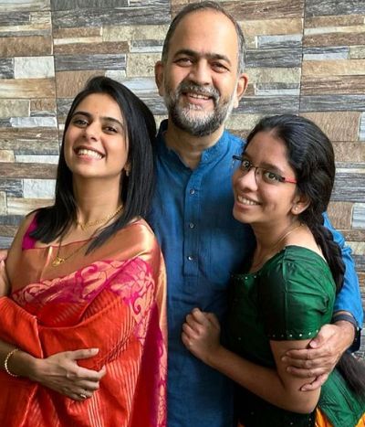 Madhura Deshpande with her father and sister