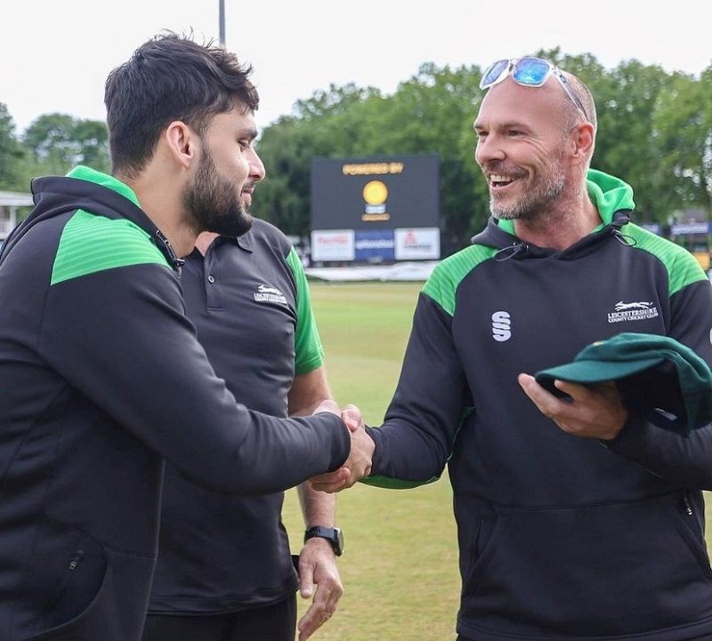 Naveen-ul-Haq receiving the Gold Fox cap by Leicestershire County Cricket Club