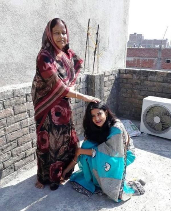 Ritu Jaiswal with her mother, Asha Jaiswal