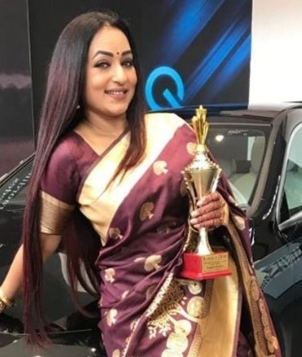 Sangeeta Kapure won the Best Negative Actor Award