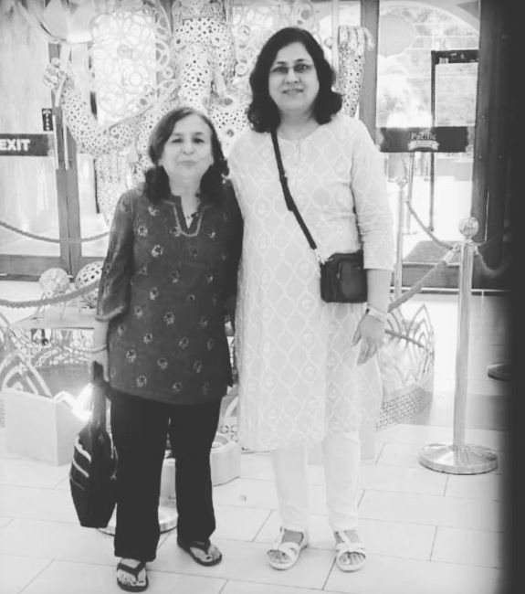 Shweta Pasricha's mother (right) with her mother-in-law (left)