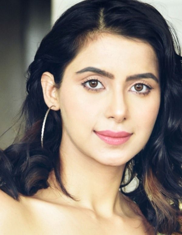 Subha Rajput Wiki, Height, Age, Husband, Family, Biography & More - WikiBio