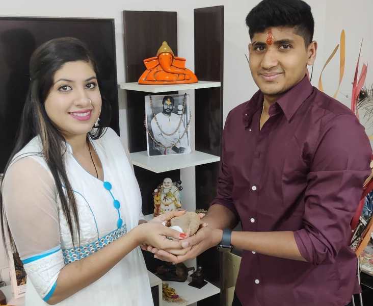 Yash Thakur with his sister
