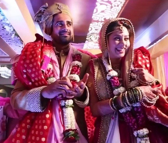 A wedding photograph of Avinash Sachdev and Shalmeeli Desai