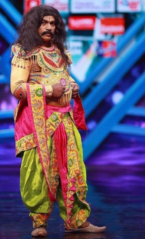 Binu Adimali during an episode of Star Magic TV show