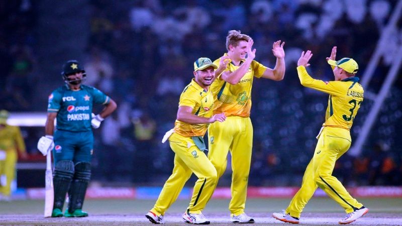 Cameron Green (middle) celebrating with the team after taking a wicket of Pakistan