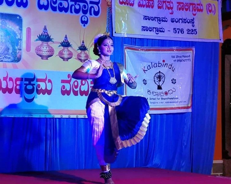 Chaithra Rao while performing on stage