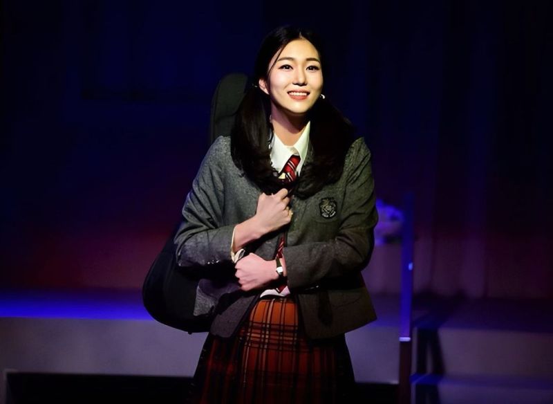 Park Soo Ryun performing during a musical