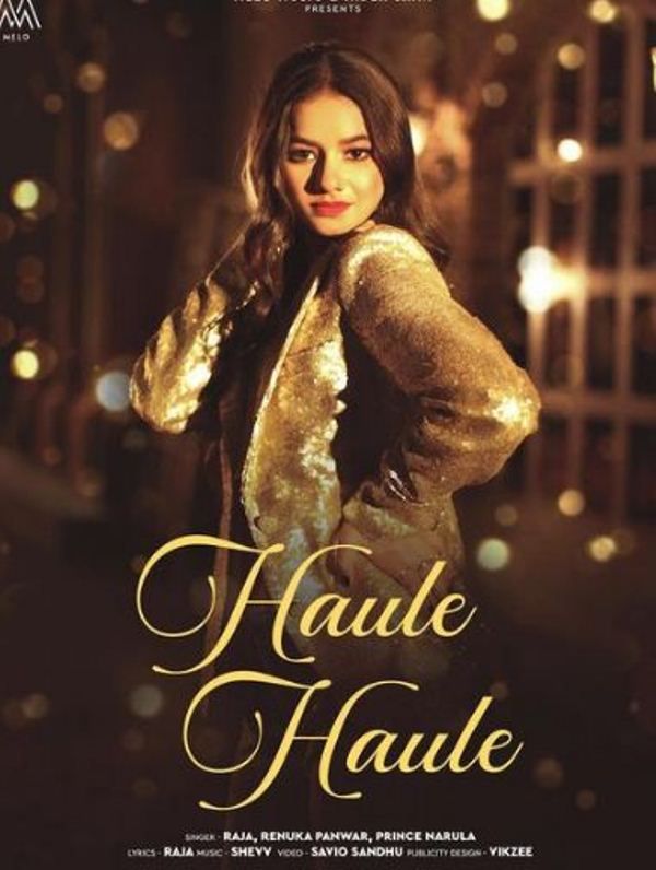Poster of the song 'Haule Haule'