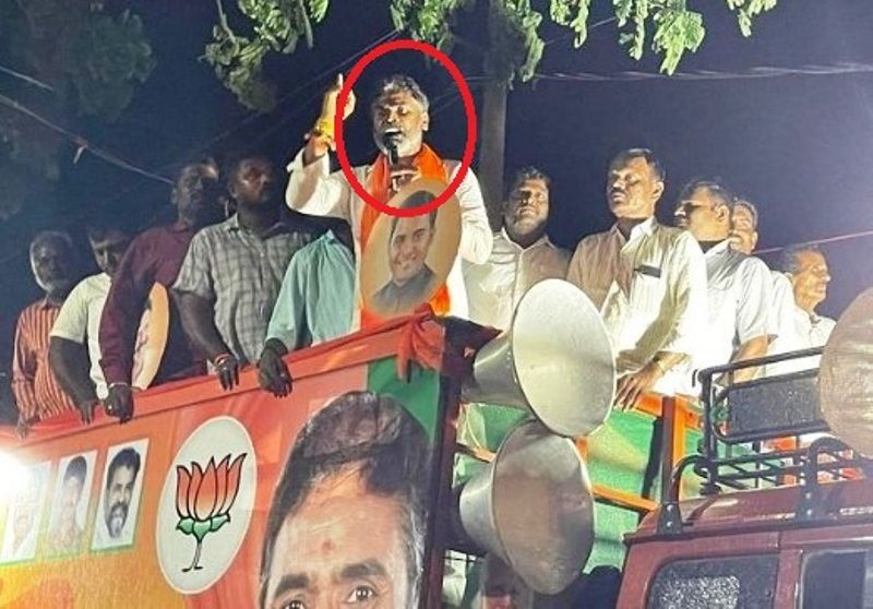 S. Muniswamy during an election campaign