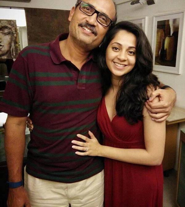 Shalmalee Desai with her father
