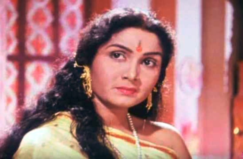 Sulochana Latkar as Kaikeyi in Sampoorna Ramayana