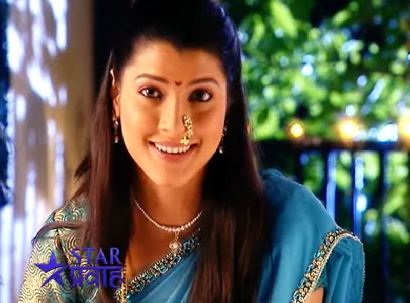 Tejaswini Pandit as Kaveri in the television serial 'Tuza Ni Maza Ghar Shrimantacha' (2010)