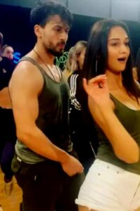 Akanksha Sharma (Actress) Wiki, Height, Age, Boyfriend, Family