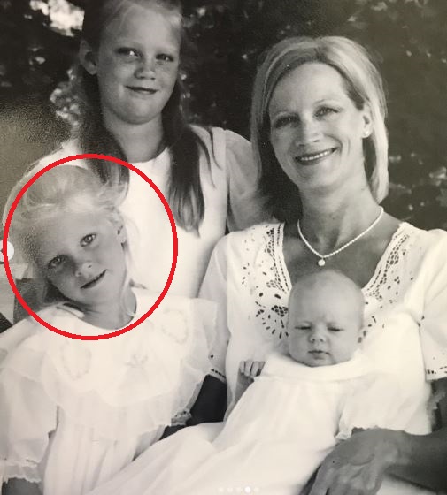 Annabelle Ham in childhood with her mother and sisters