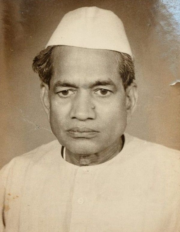Brother of Maithili Sharan Gupt, Siya Ram Saran Gupt