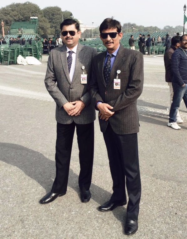 IPS Mangesh Kashyap (right)