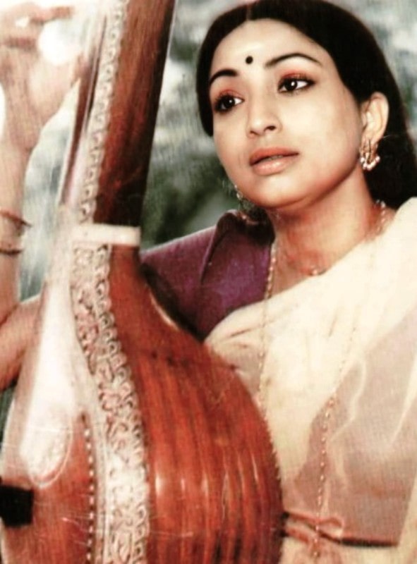 Lakshmi as Parvathi in the film Dikkatra Parvathi