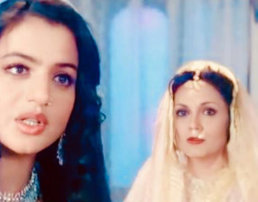Lillete Dubey in the film Gadar Ek Prem Katha (2001), where she played the character of Shabana Ali