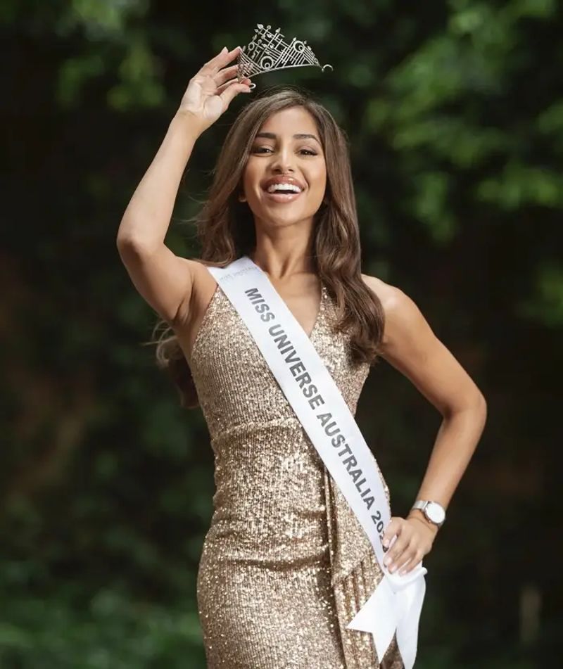 Maria with the title Miss Universe Australia 2020