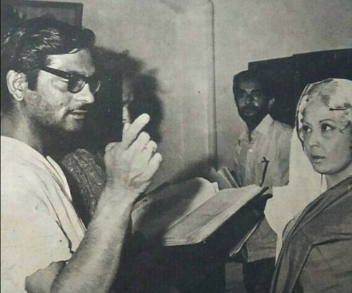 Meena Kumari with Gulzaar
