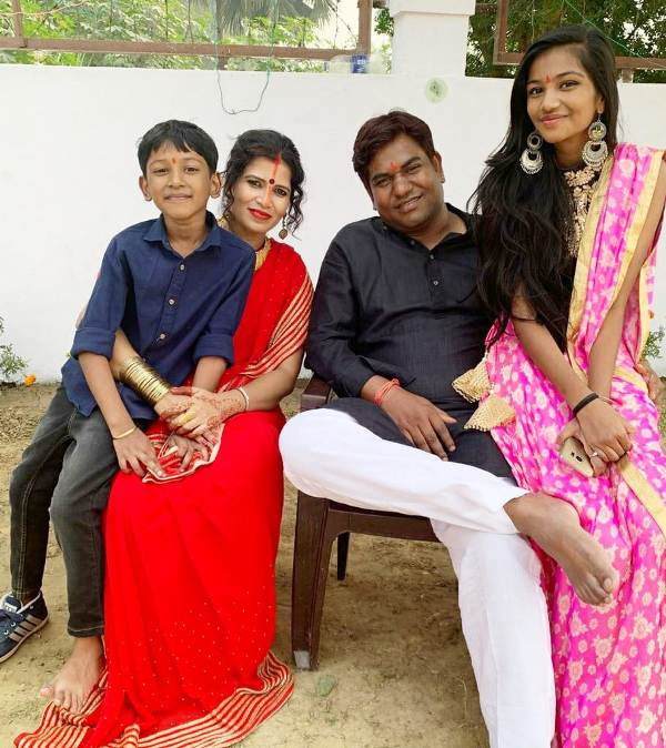 Mukesh Sahani with his wife, Kavita Soni, daughter, Muskan and son, Ranveer