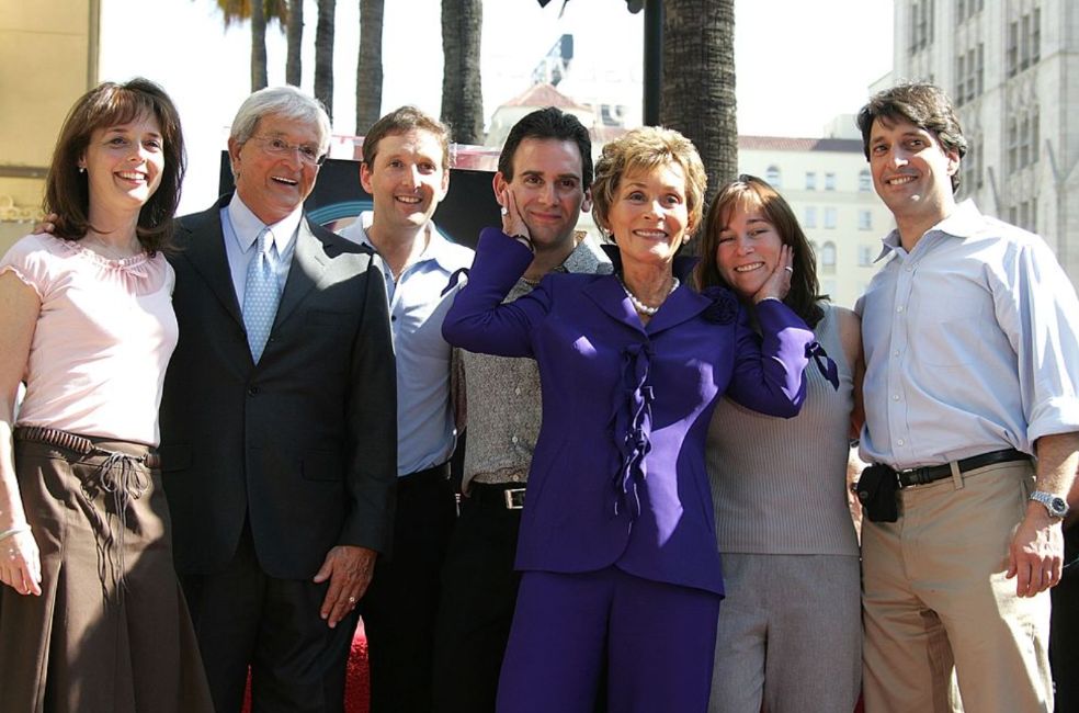 Nicole Sheindlin with father Jerry Sheindlin, stepmother Judy Sheindlin and her four siblings