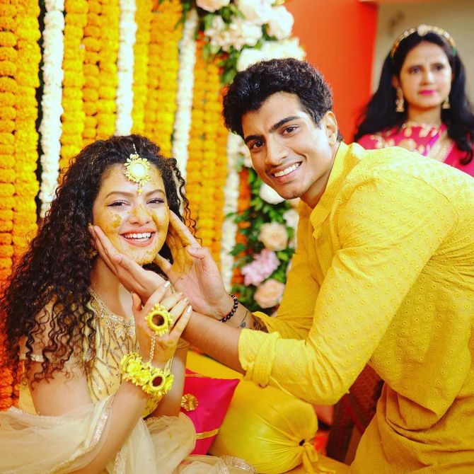 Palash Muchhal with his sister