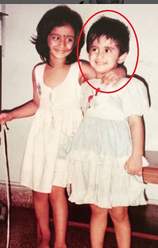 Rahul Mody's childhood picture with his sister