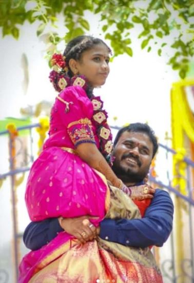 Ramchandra Yadav with his daughter