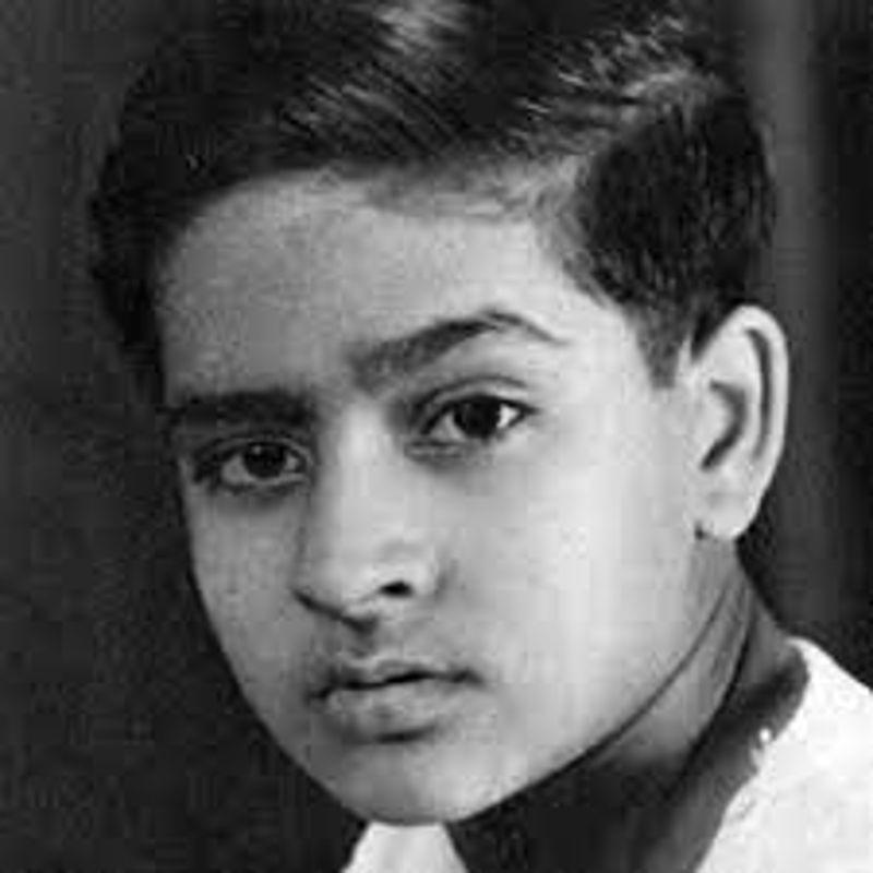 Satish Gujral's Childhood Picture