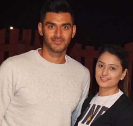 Sharif Safyaan posing with his girlfriend, Safina in 2014