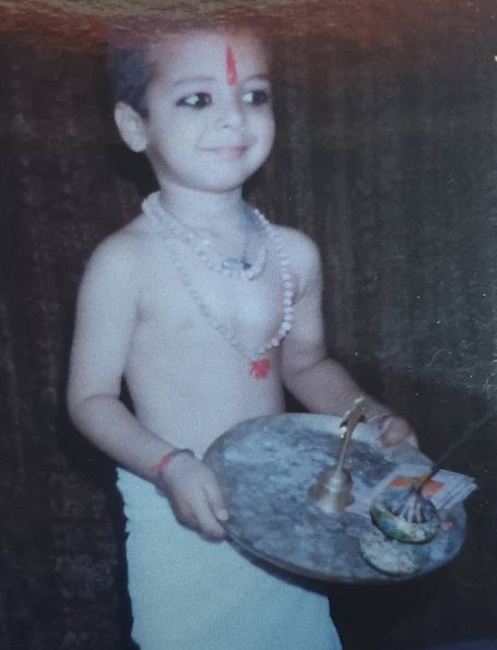 Shine Pandey childhood picture