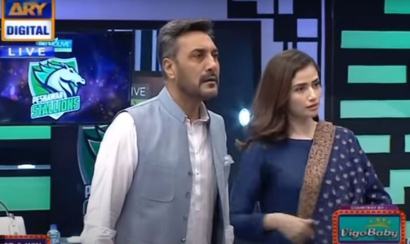 Adnan Siddiqui in the TV Show 'Jeeto Pakistan League'