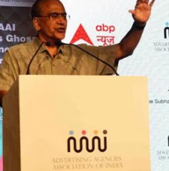 Aroon Purie while delivering the Subhas Ghosal Memorial Lecture 2022 organised by the AAAI