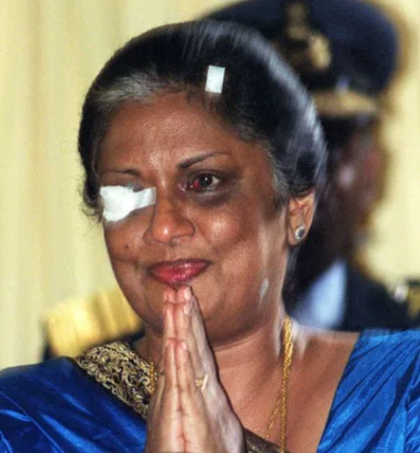 Chandrika Kumaratunga after an assassination attempt injured her optic nerve