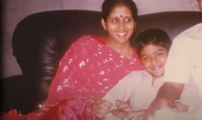 Deepinder Goyal with his mother