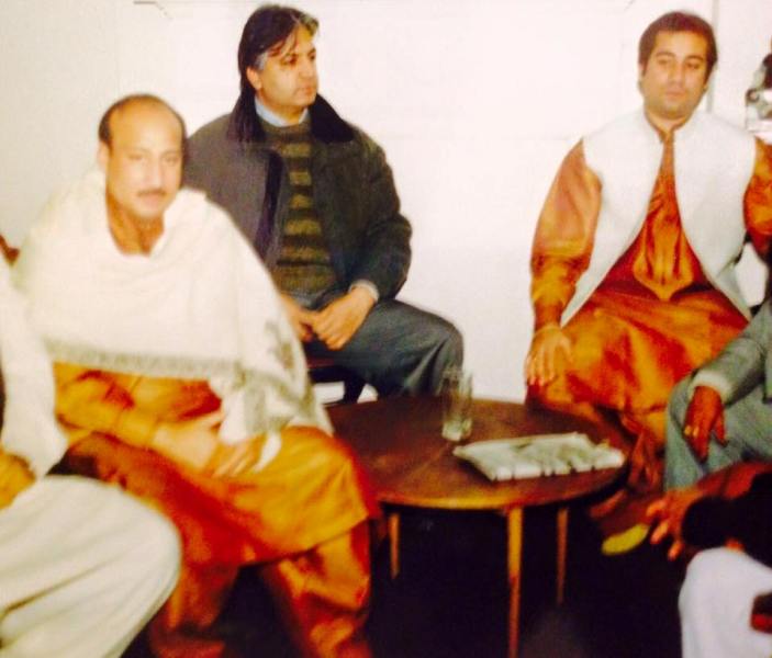 Farrukh Fateh Ali Khan with his son, Rahat Fateh Ali Khan (right)
