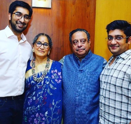 Mithun Sacheti with his parents and brother