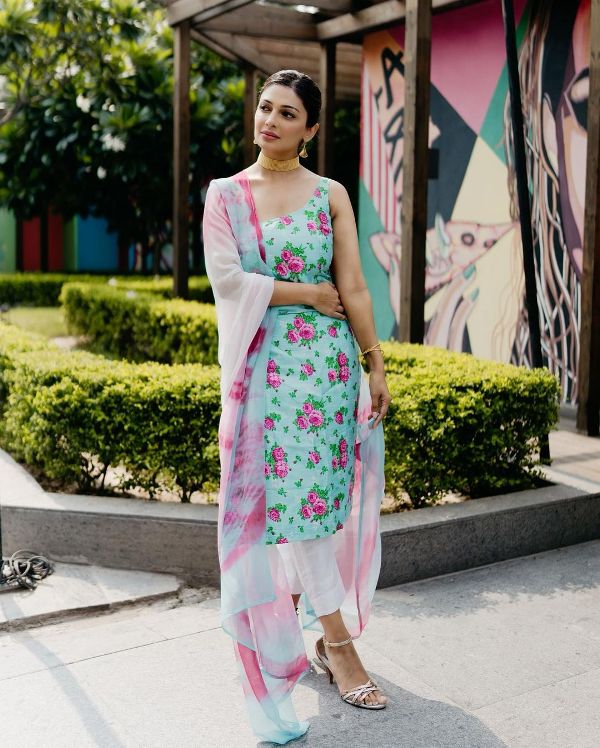 Rubina Bajwa Wiki Height Age Husband Family Biography More WikiBio