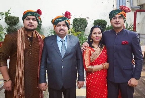 Shubhankar Mishra with his parents and brother