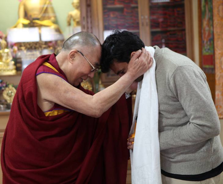 Vikas Khanna with Dalai Lama (left)