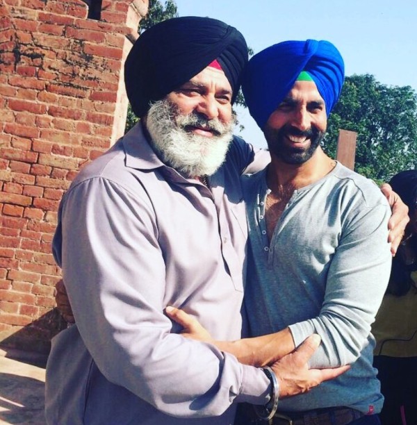 Yograj Singh with Akshay Kumar (right) during the promotions of 'Singh is Bling'