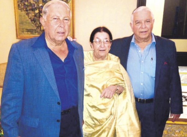 Yusuf K Hamied with his brother, M K Hamied, and sister, Sophie Ahmed