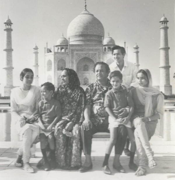 Zakir Hussain's family photo