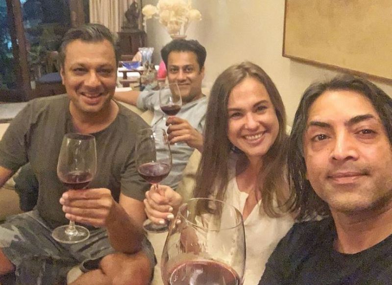 Aditya Motwane (extreme left), along with his friends, while consuming wine