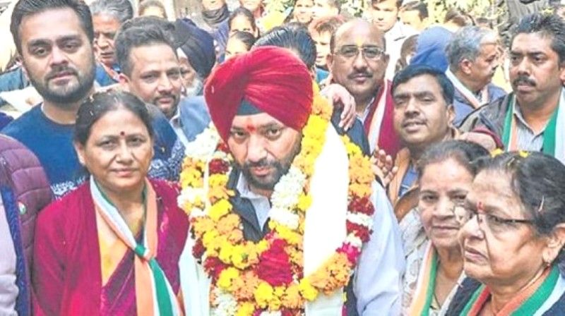 Arvinder Singh after winning the 2013 Delhi Assembly elections