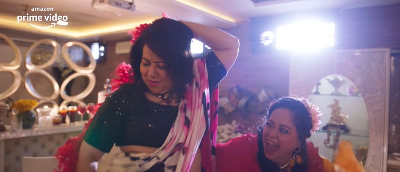 Ayesha Raza Mishra (left) in the film Sharmaji Namkeen (2022)