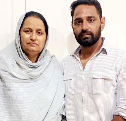 Bhaana Sidhu with his mother