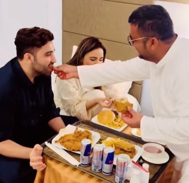 Bilal Shah having a non-vegetarian meal